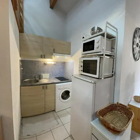 Chez Eli